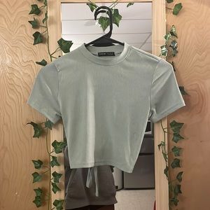 Shein: Cropped Shirt